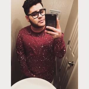 Meet your Posher, Carlos
